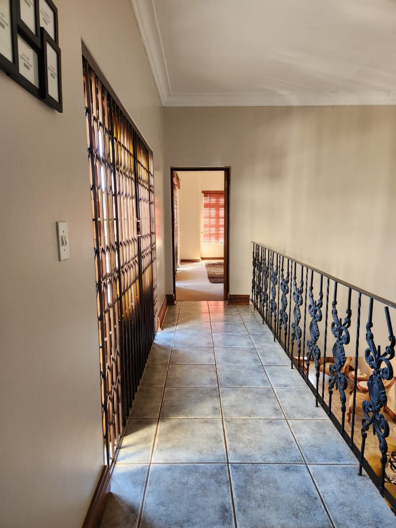 4 Bedroom Property for Sale in Wilkoppies North West